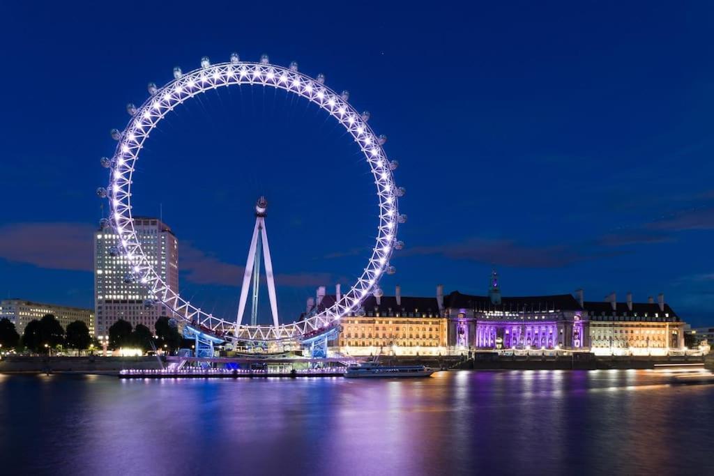 Appartamento Luxury Penthouse In Canary Wharf - 3 Bedroom / 2 Bathroom Londra