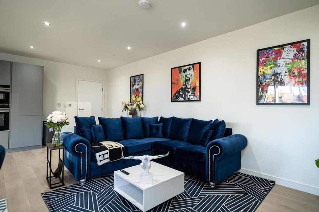 Luxury Penthouse In Canary Wharf - 3 Bedroom / 2 Bathroom Appartamento