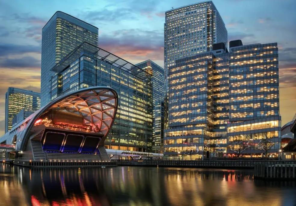 Appartamento Luxury Penthouse In Canary Wharf - 3 Bedroom / 2 Bathroom *