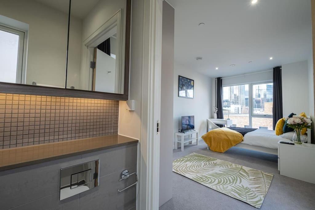 Luxury Penthouse In Canary Wharf - 3 Bedroom / 2 Bathroom Appartamento Londra